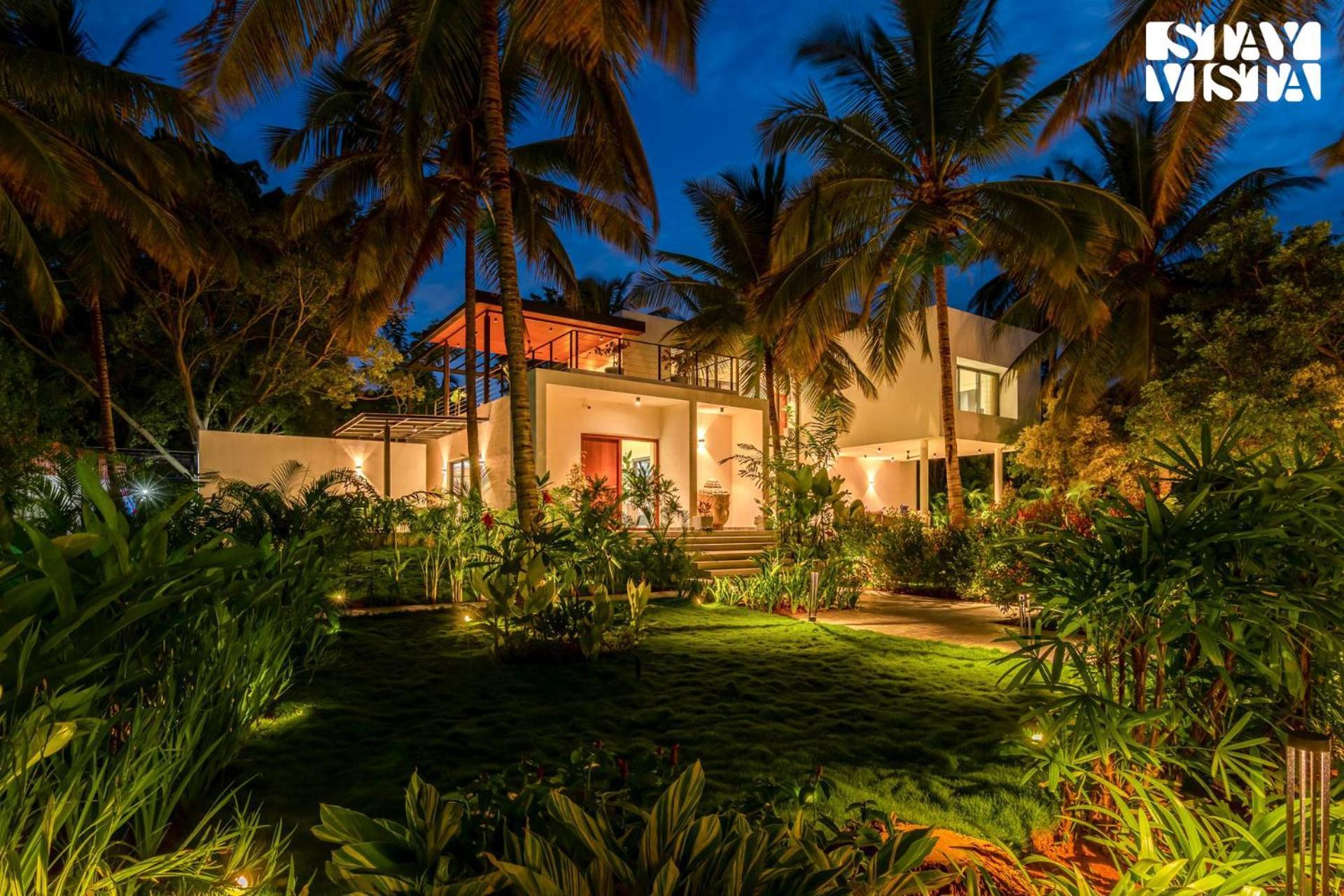 Stayvista At M Villa With Breakfast Included Bangalore Esterno foto